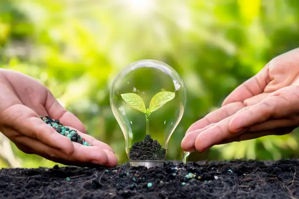 Sistemas Automatizados de Fertilizantes Naturais para Pequenos Cultivos